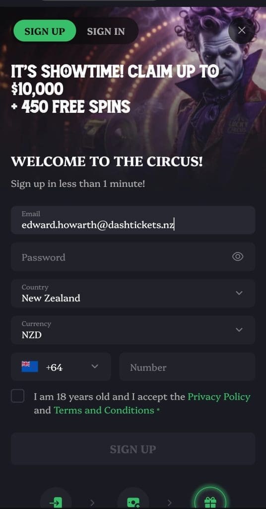 Lucky Circus sing up
